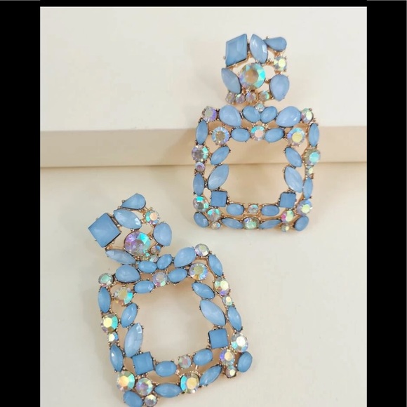 ✨LAST ONE _ BLUE 💙✨Geometric toned Charm Stones Earrings✨🏷✨ - Picture 3 of 9